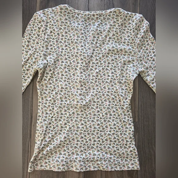 Dôen Paola Tee in Sunlit Secret Garden - Picture 12 of 13